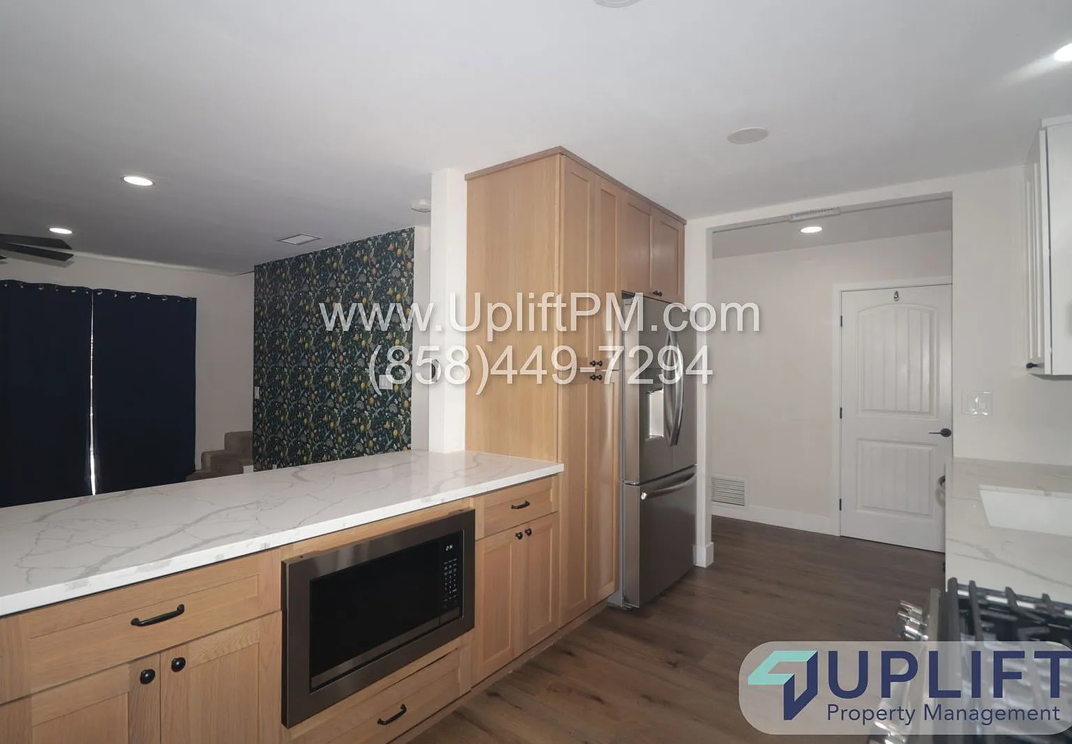 5 bed, 3.0 bath, 1917 sqft, $5,800 — Photo 4