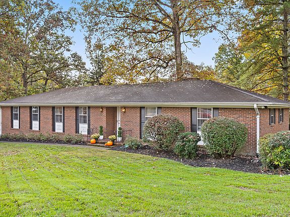 2nd image of 4524 W Ravenwood Dr