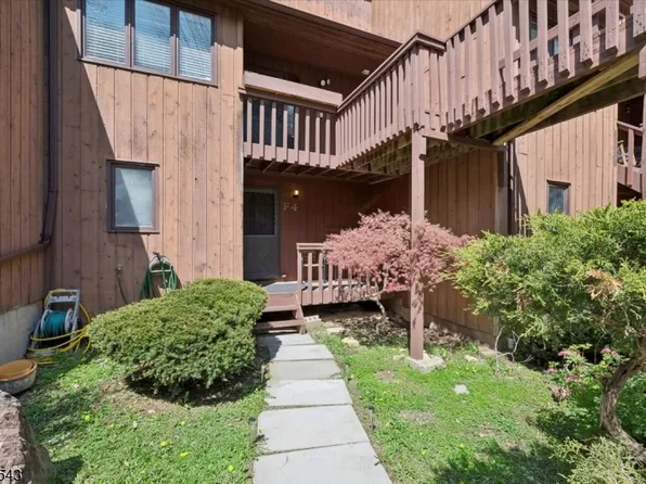 15 Village Way BLDG F #4, Vernon Twp., NJ 07462