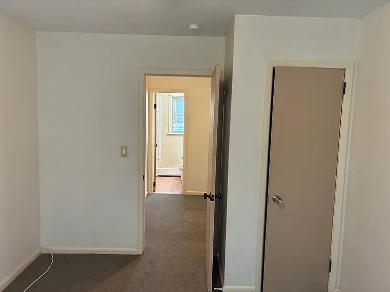 700 Roselle St — Photo 10