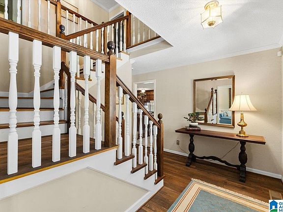 5th image of 53 Hilltop Rd