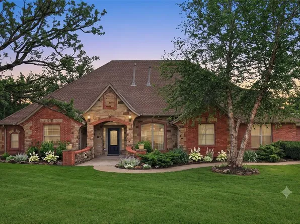 7416 NE 133rd St, Edmond, OK 73013
