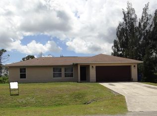 3213 43rd St SW, Lehigh Acres, FL 33976
