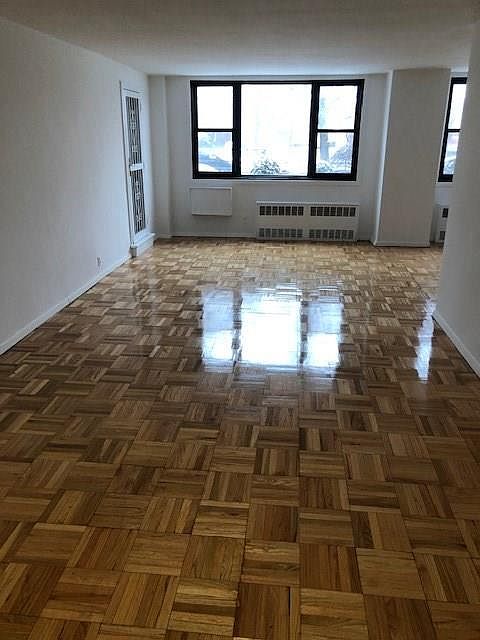 2nd image of 1360 Ocean Pkwy APT 1L