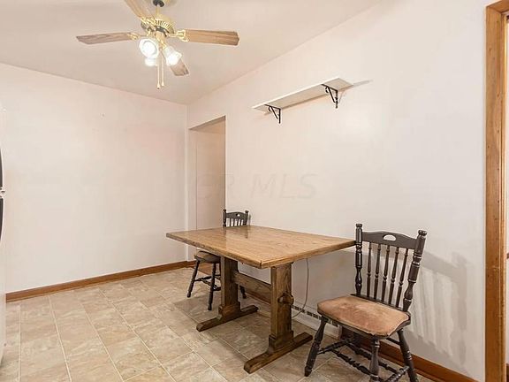 3rd image of 3190 Lotz Dr
