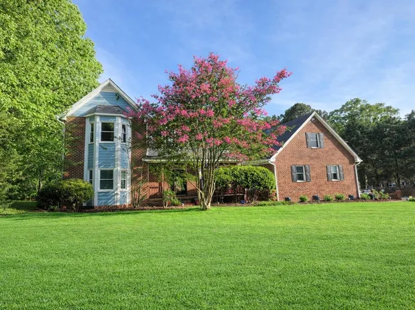 3735 Stoneybrook Dr, Durham, NC 27705