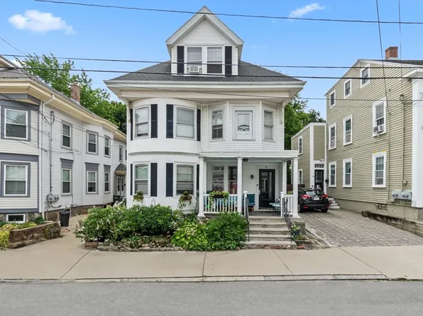 17 Titcomb St, Newburyport, MA 01950