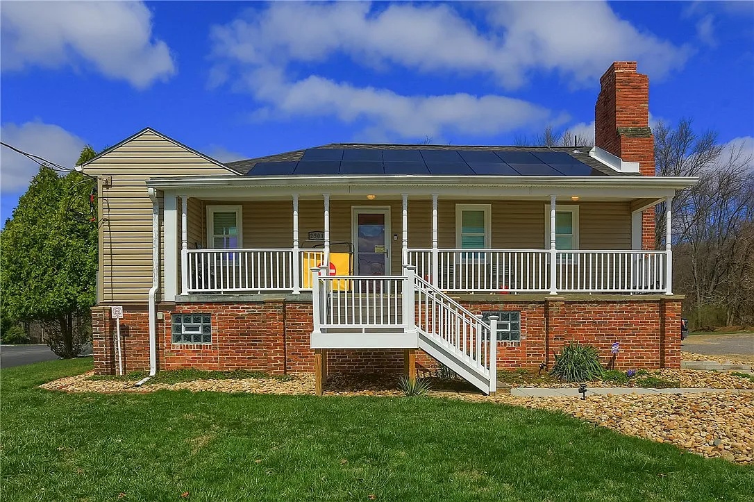 2 bed, $2,800 — Photo 2