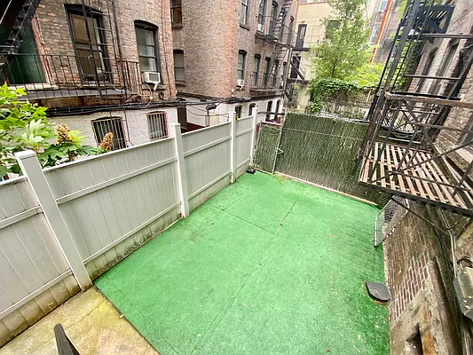 Rented by Corcoran | media 18