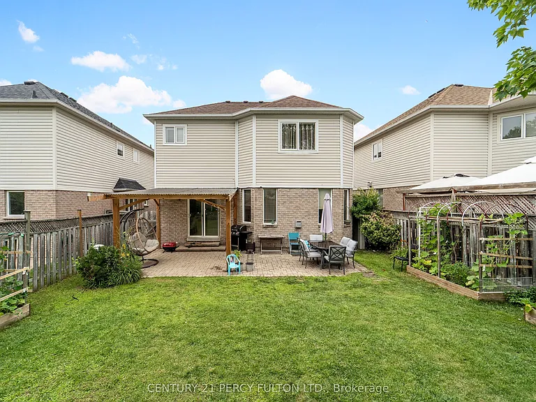 35 Weldon St — Photo 26