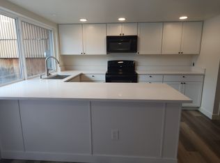 570 S Youngfield Ct, Lakewood, CO 80228