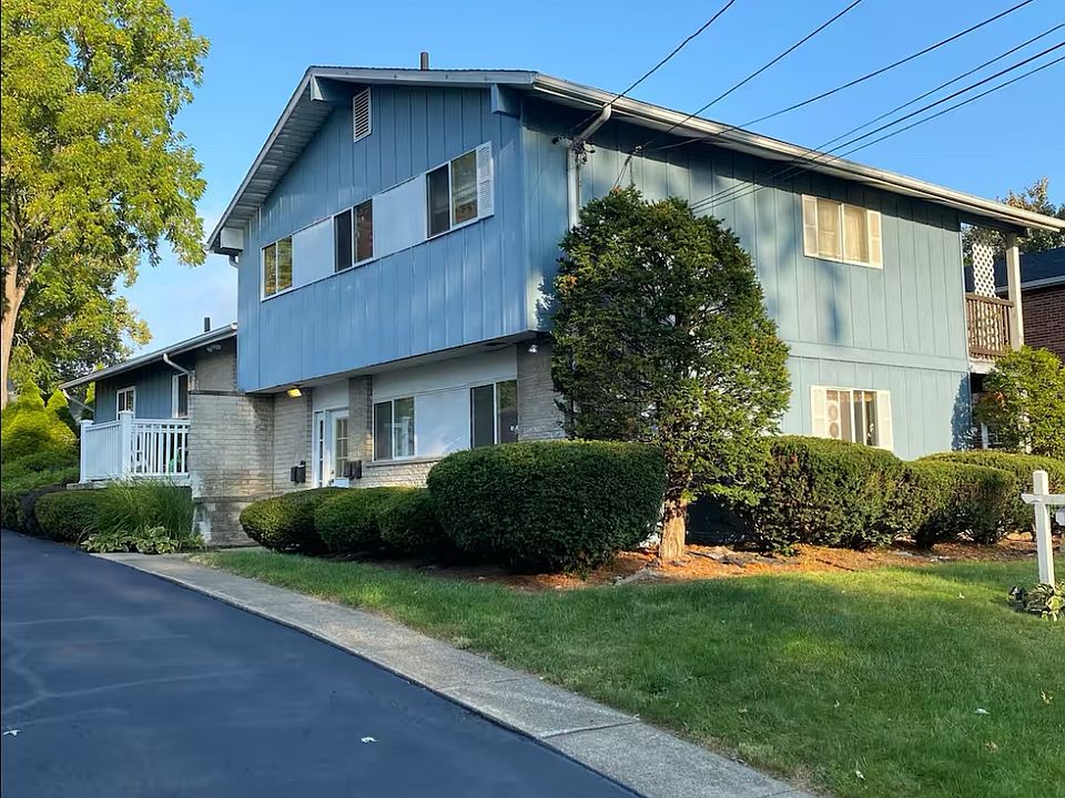 1st image of 1860 4th St APT 2