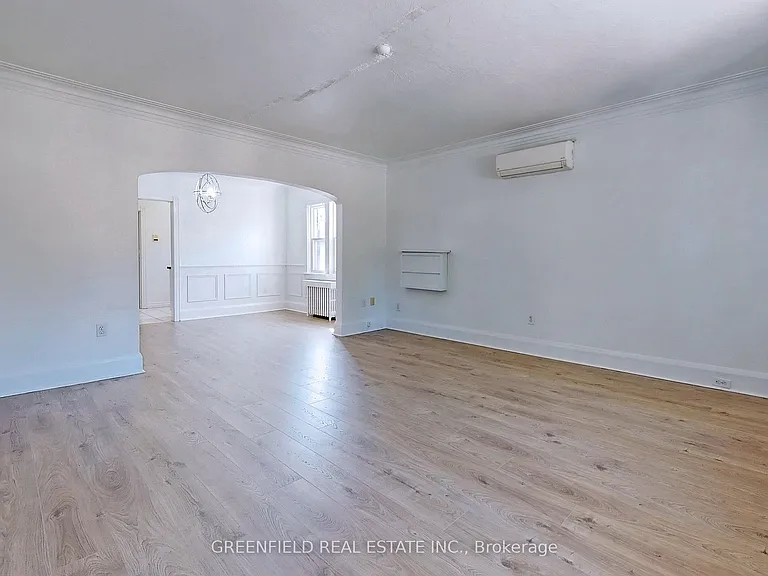 1747 Bayview Ave #UPPER — Photo 8