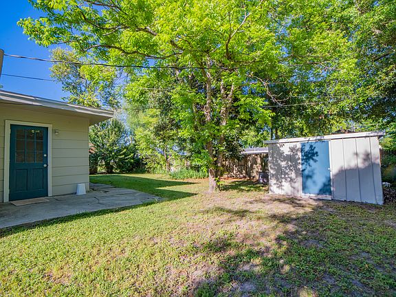 5th image of 1409 Longleaf Dr