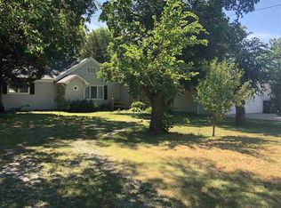 620 Highland Ave, Newton, KS 67114