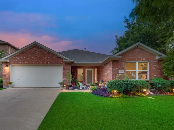 4800 Grinstein Dr, Fort Worth, TX 76244