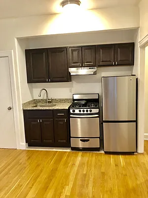 Rented by Silverstreet RE LLC | media 2