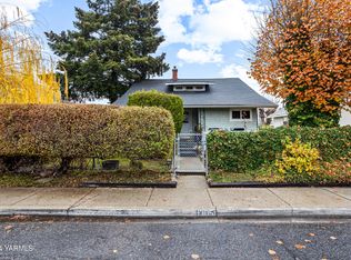 1305 S 8th St, Yakima, WA 98901