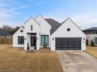 7008 Stonebrook Dr, Fort Smith, AR 72916
