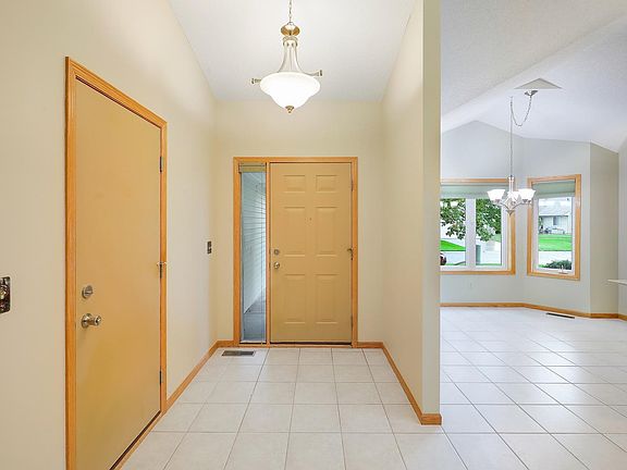 4th image of 12411 Wedgewood Pl NW