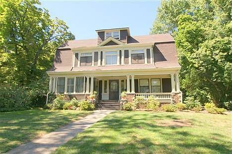 1st image of 377 Charlton Ave