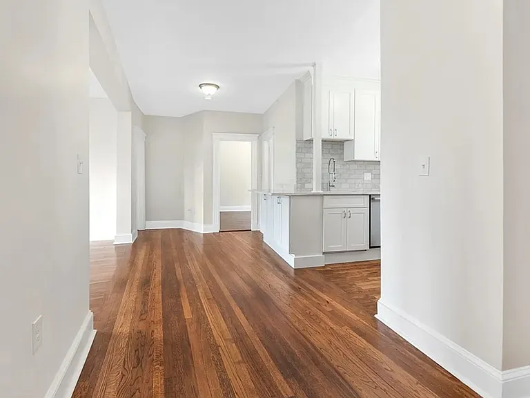 11 Park Dr — Photo 11