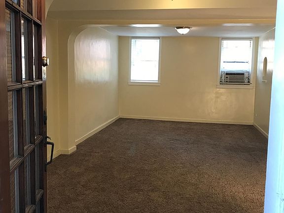 4th image of 277 East St