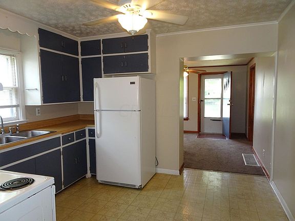 5th image of 311 Rosslyn Ave