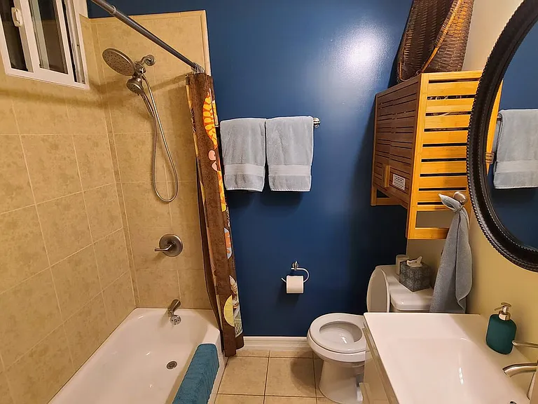 274 Lexington St #B — Photo 11