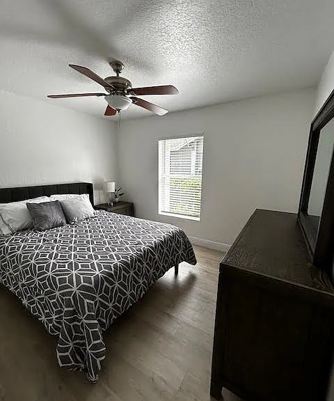 13647 Yarmouth Ct — Photo 10