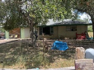 2644 Pieper Rd, Beeville, TX 78102