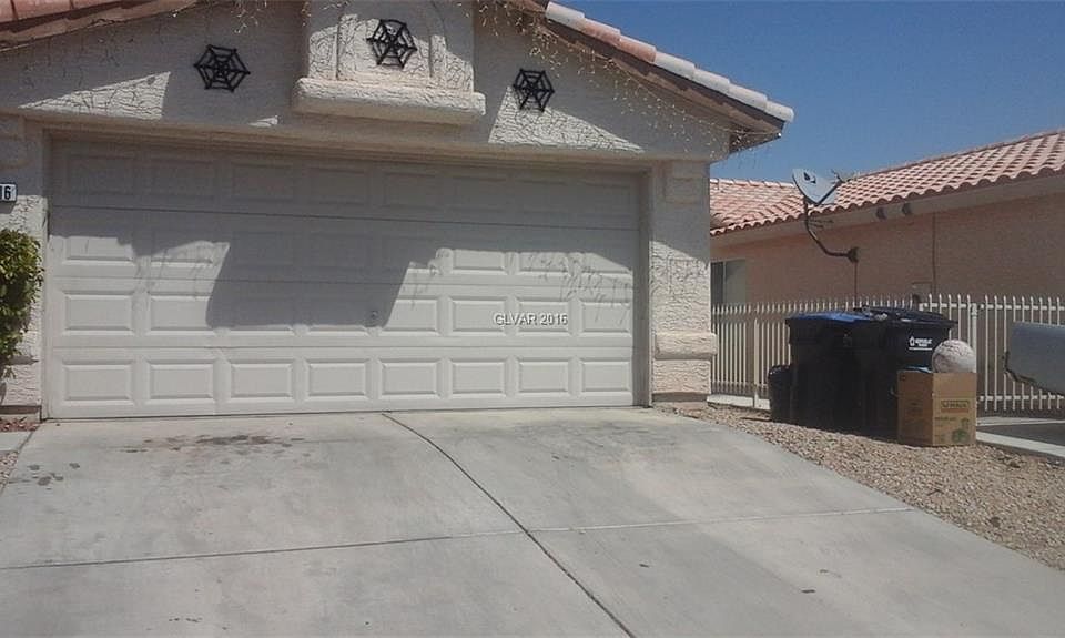 2nd image of 3516 Redwood Ridge Way #0