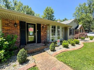 1220 Hickory Ln, Owensboro, KY 42303