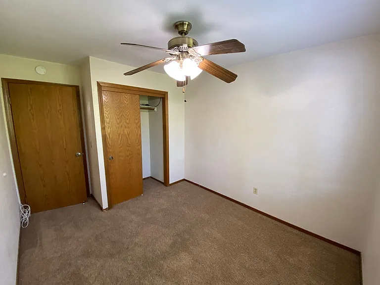 1348 E Ferguson Ct — Photo 21