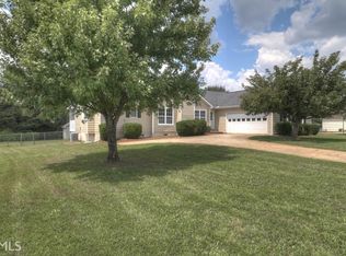 92 Dogwood Trail Dr, Stockbridge, GA 30281