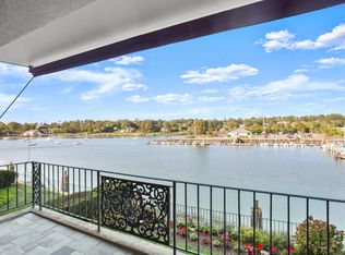 630 Steamboat Rd APT 2A, Greenwich, CT 06830