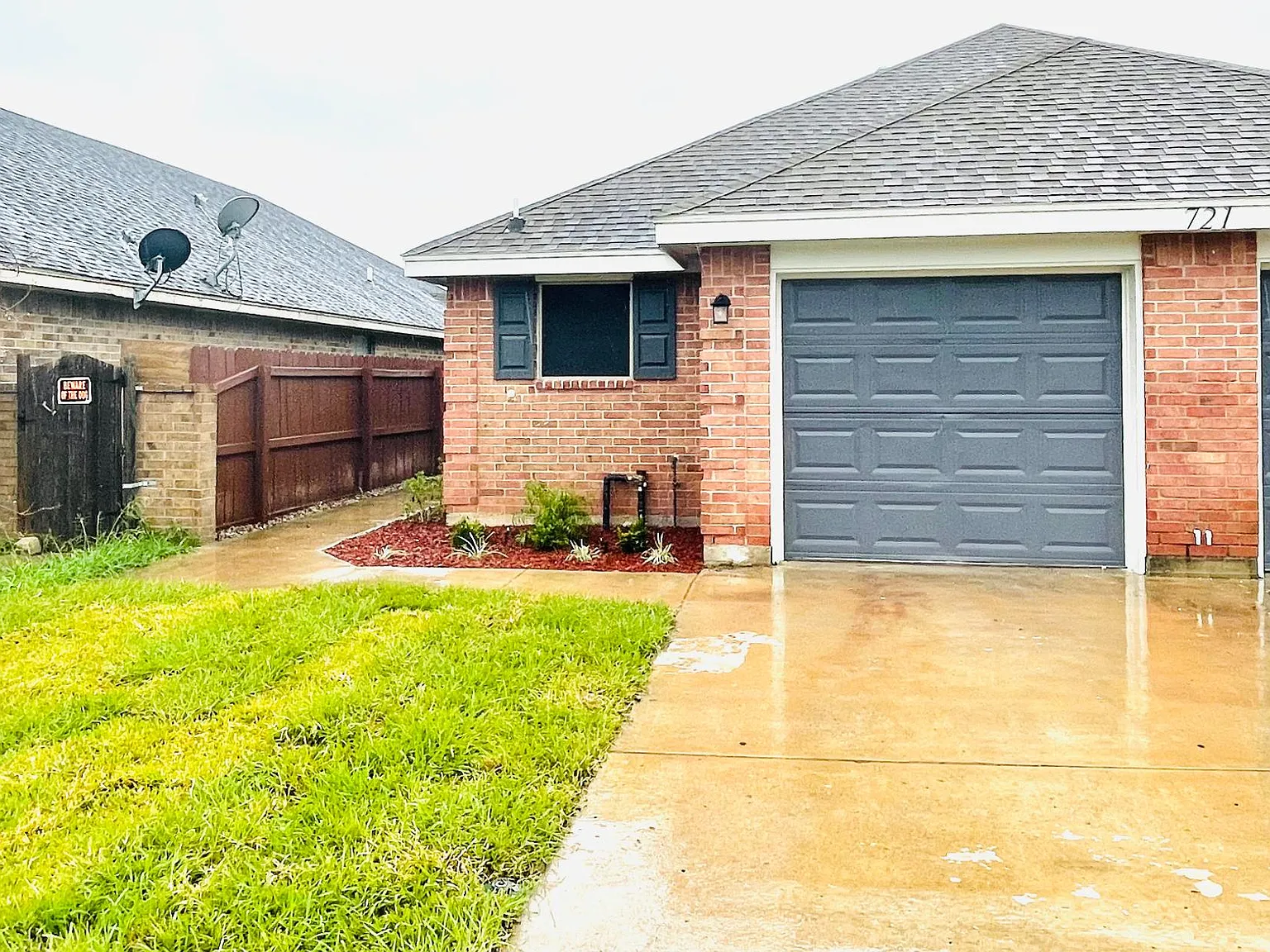 2 bed, 950 sqft, $980 — Photo 2