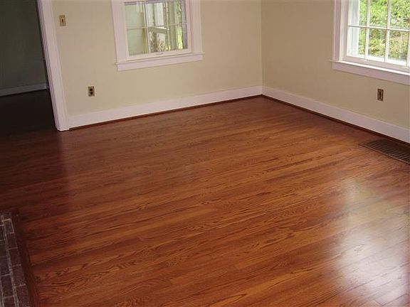5th image of 719 S 1st St