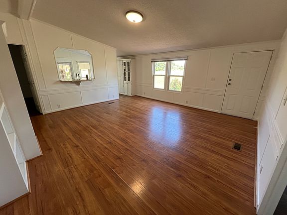 3rd image of 198 Bullins Rd