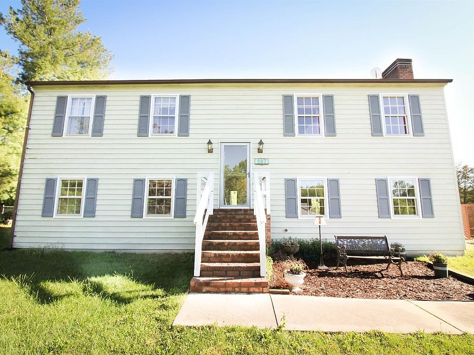 1st image of 207 Omega Dr