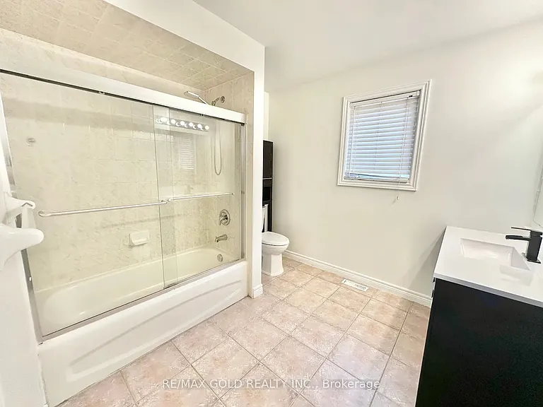 2293 Baronwood Dr — Photo 32