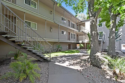 1466 San Antonio Ave #7 Photo 1