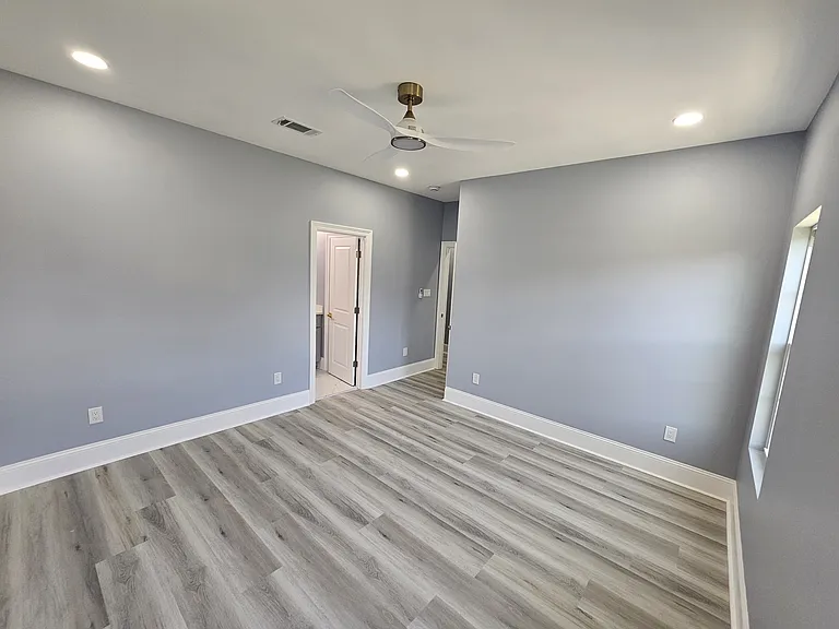 2618 Gadsden St — Photo 6