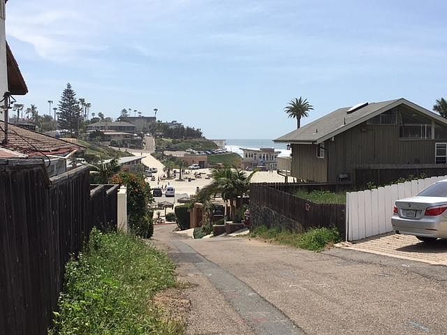 Alley to Beach.  20 Steps from your gate