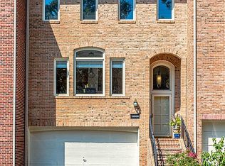 11505 Hemingway Dr, Reston, VA 20194