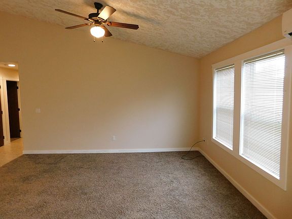 5th image of 2202-2216 E North Ave #2212