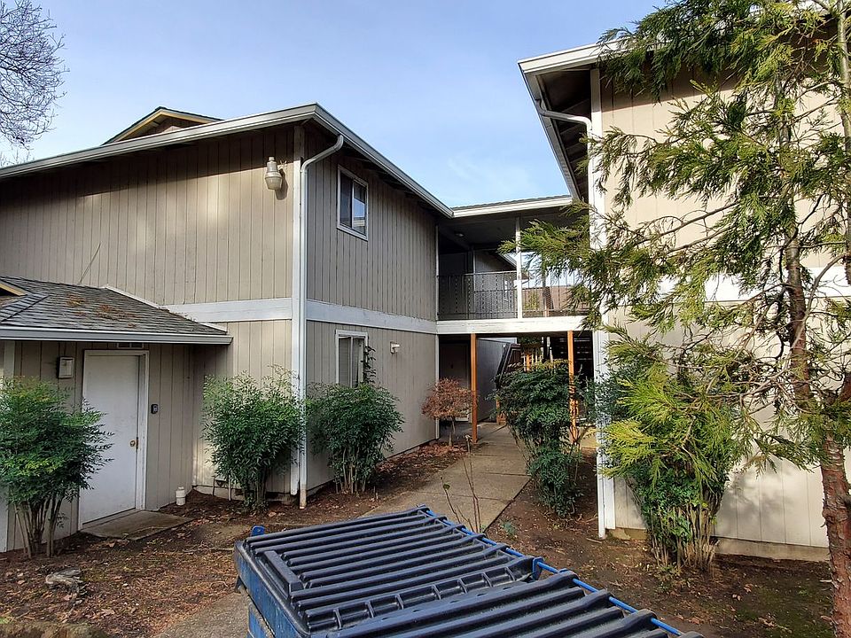 rsal 14251439 Salishan St SE Salem OR Zillow