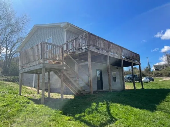 1413 Harrison Rd, Jackson, OH 45640