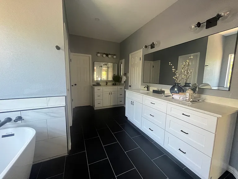 10410 Laurel Hill Cv — Photo 20