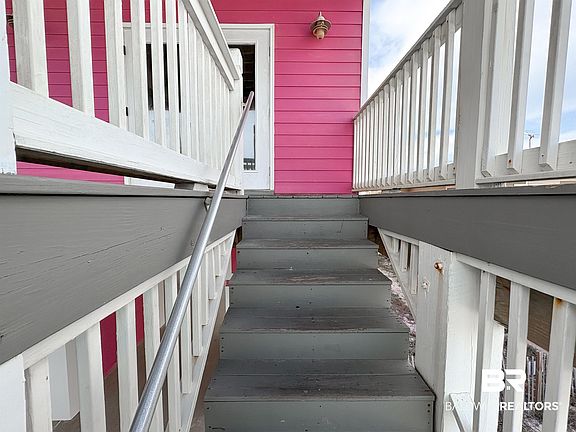 4th image of 1357 W Beach Blvd